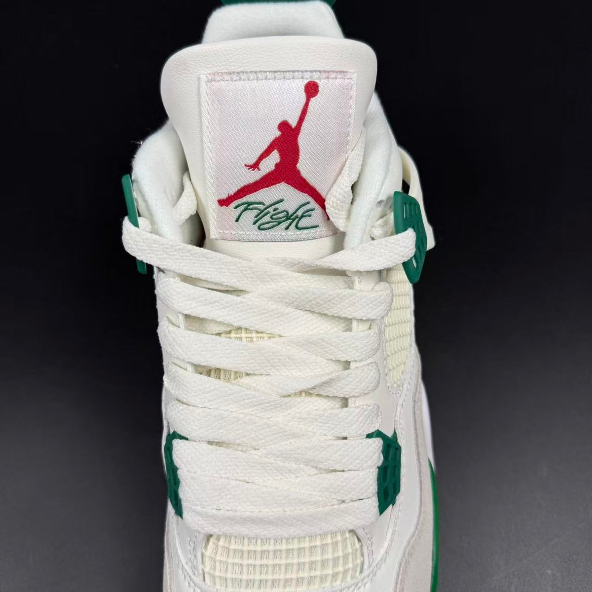 J4 RETRO PINE GREEN