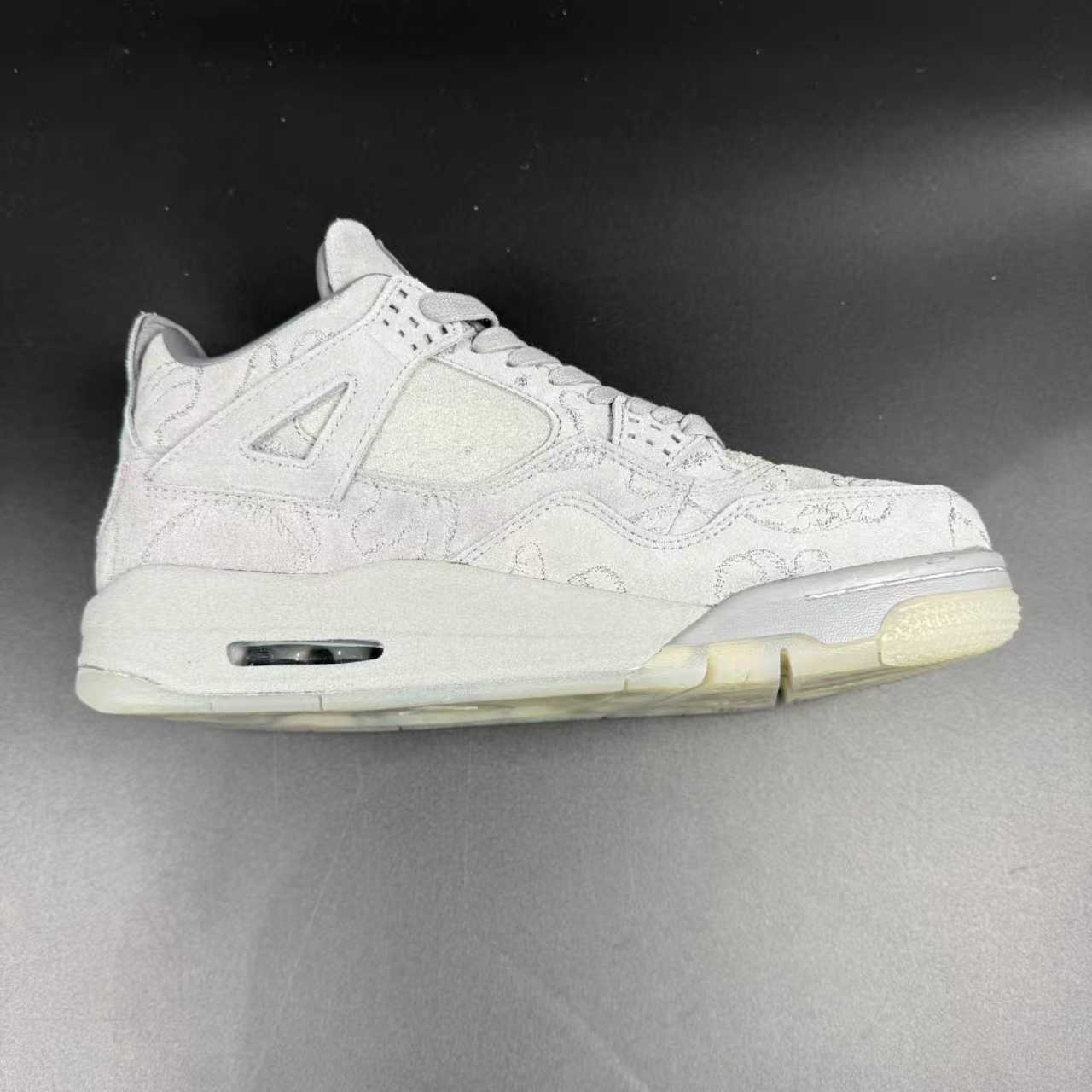 J4 RETRO KAWS