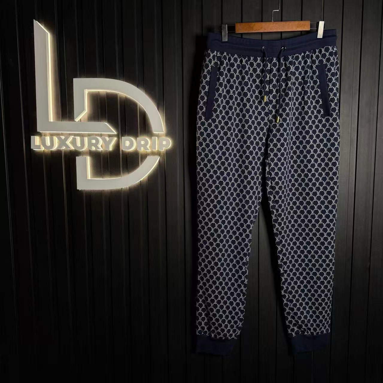 TRACKSUIT LV