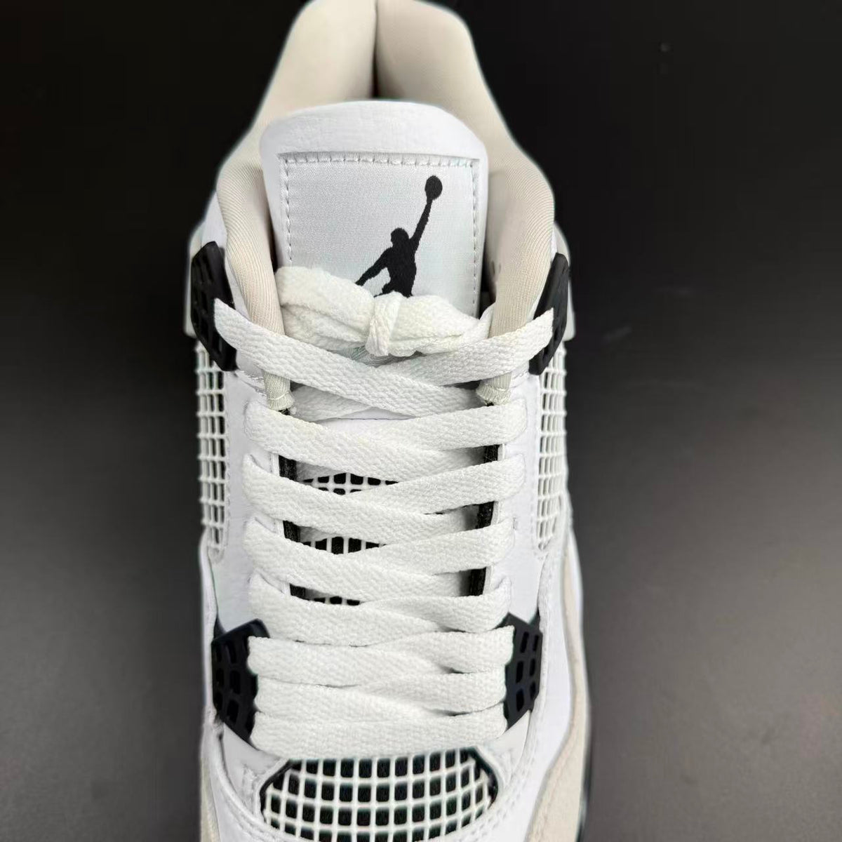 J4 RETRO MILITARY BLACK