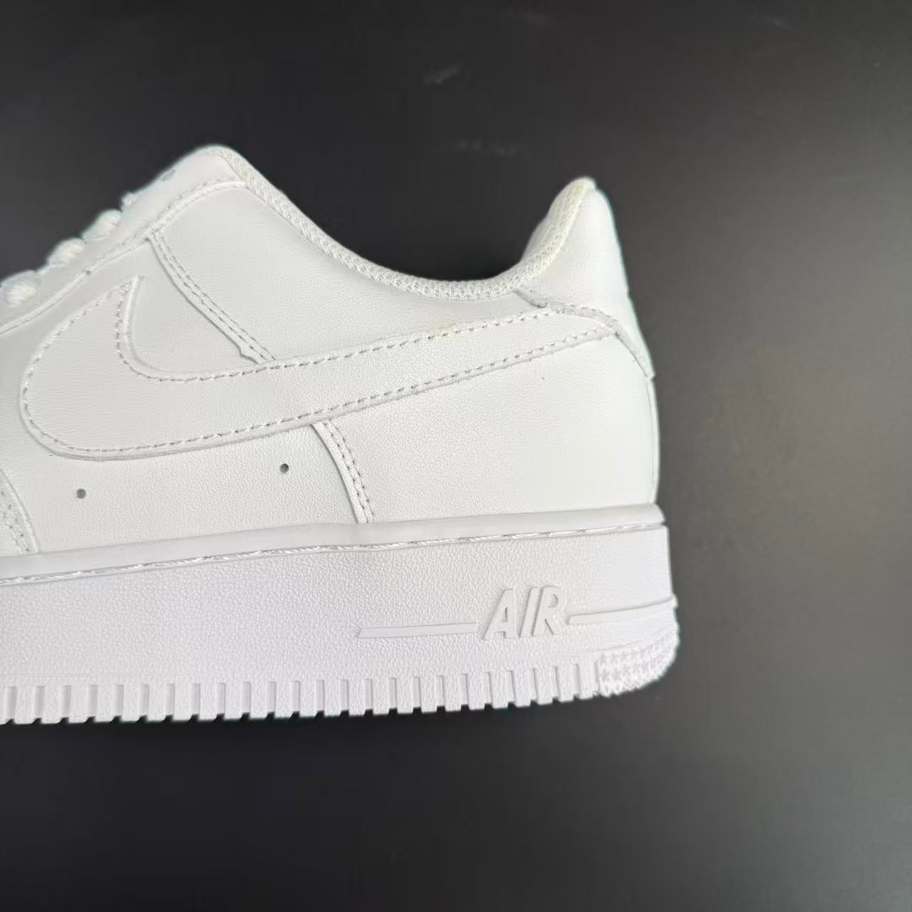 AF1 LOW 07 WHITE