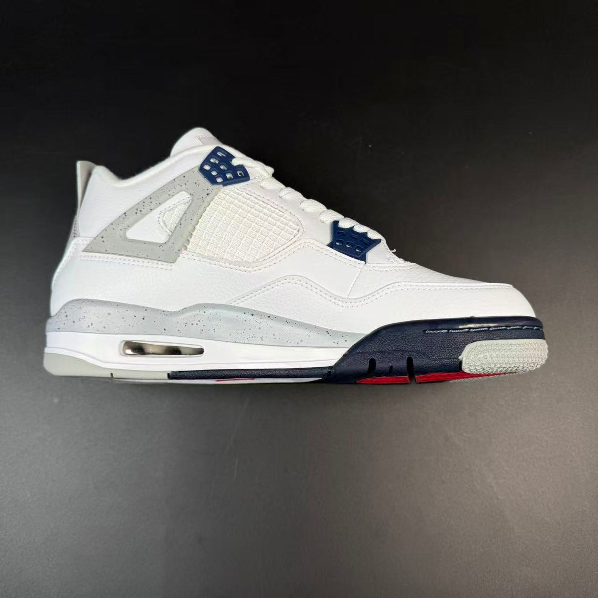 J4 RETRO MIDNIGHT NAVY