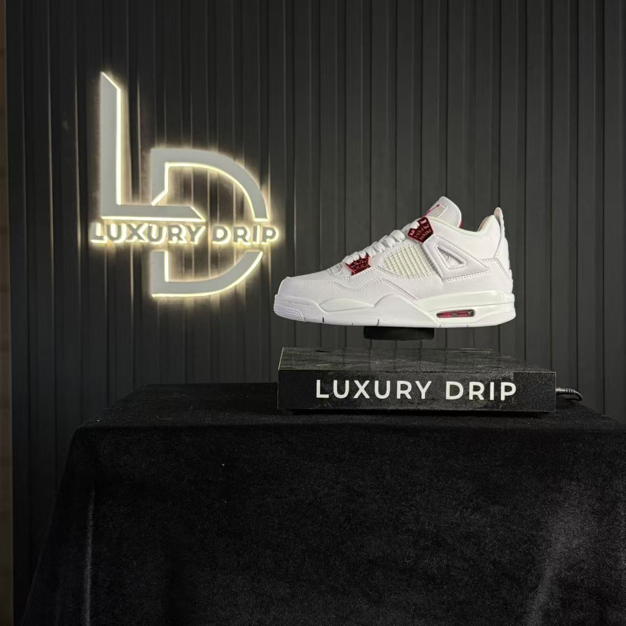 J4 RETRO METALLIC RED