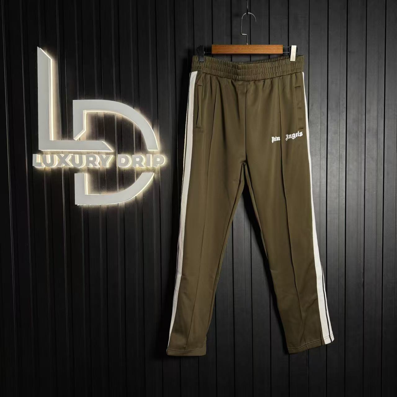 PALM – PANT