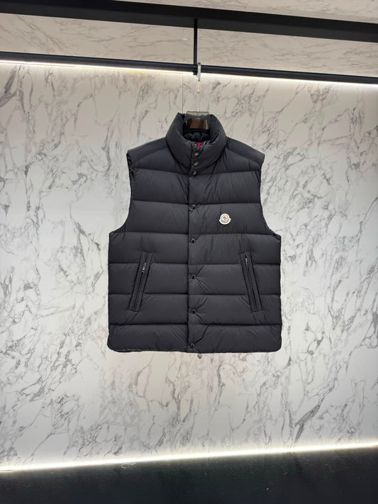 MONCLER – GILET IMBOTTITO NERO 🖤