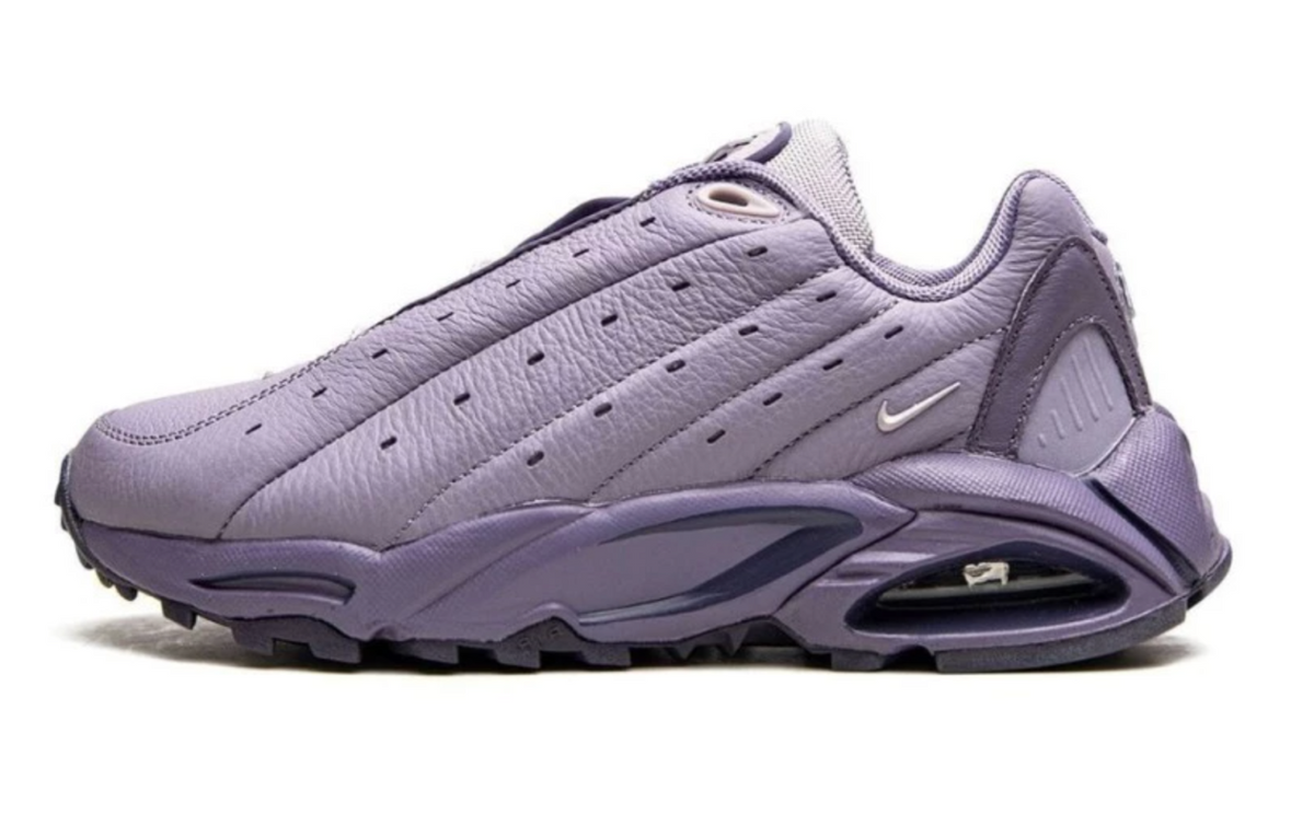 NIKE NOCTA HOT STEP