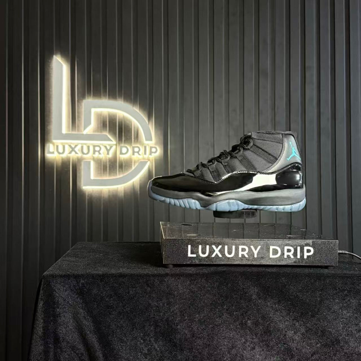 J11 RETRO GAMMA
