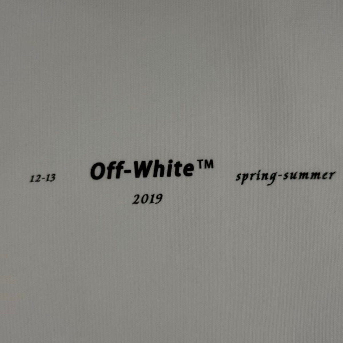 HOODIE – OFF-W.