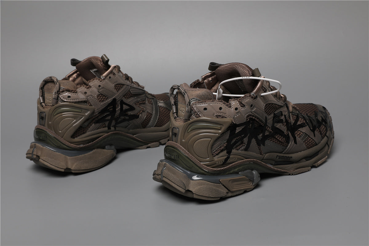 Balenciaga Runner Sneakers Dark Taupe Graffiti – Uomo Donna | Taglie 35–46