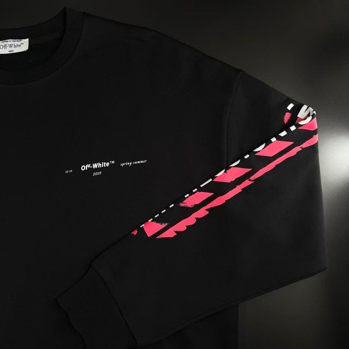 HOODIE – OFF-W.