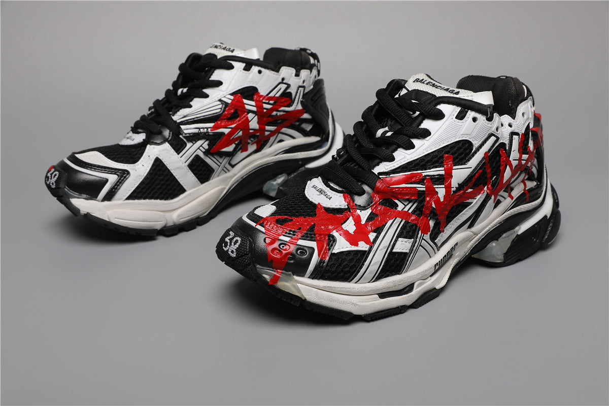 Balenciaga Runner Sneakers Black White Graffiti Red – Uomo Donna | Taglie 35–45