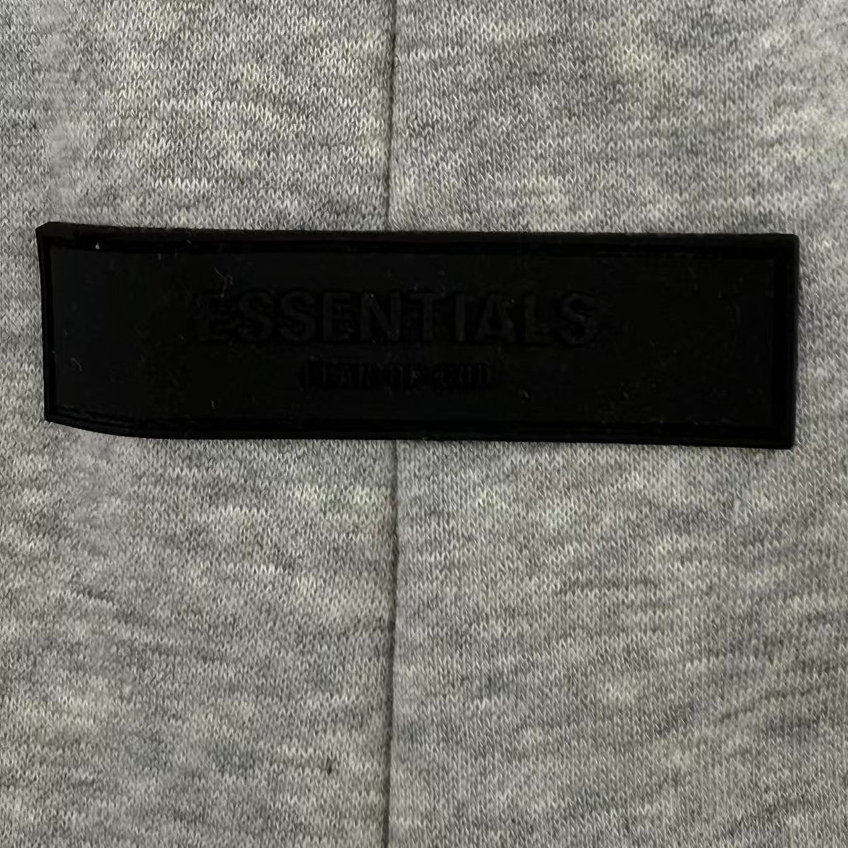 TRACKSUIT ESSENTIAL