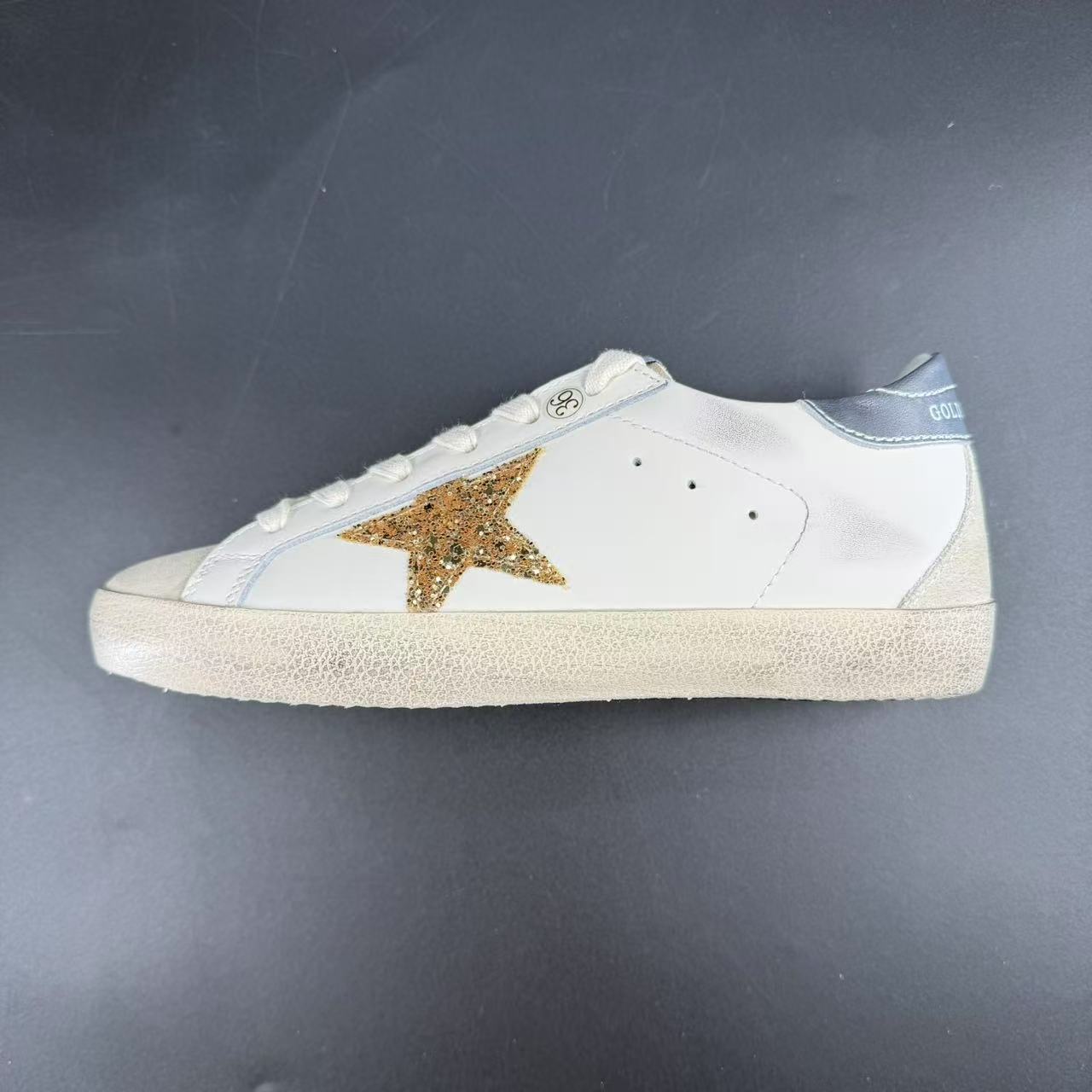 GOLDEN GOOSE STELLA IN GLITTER ORO