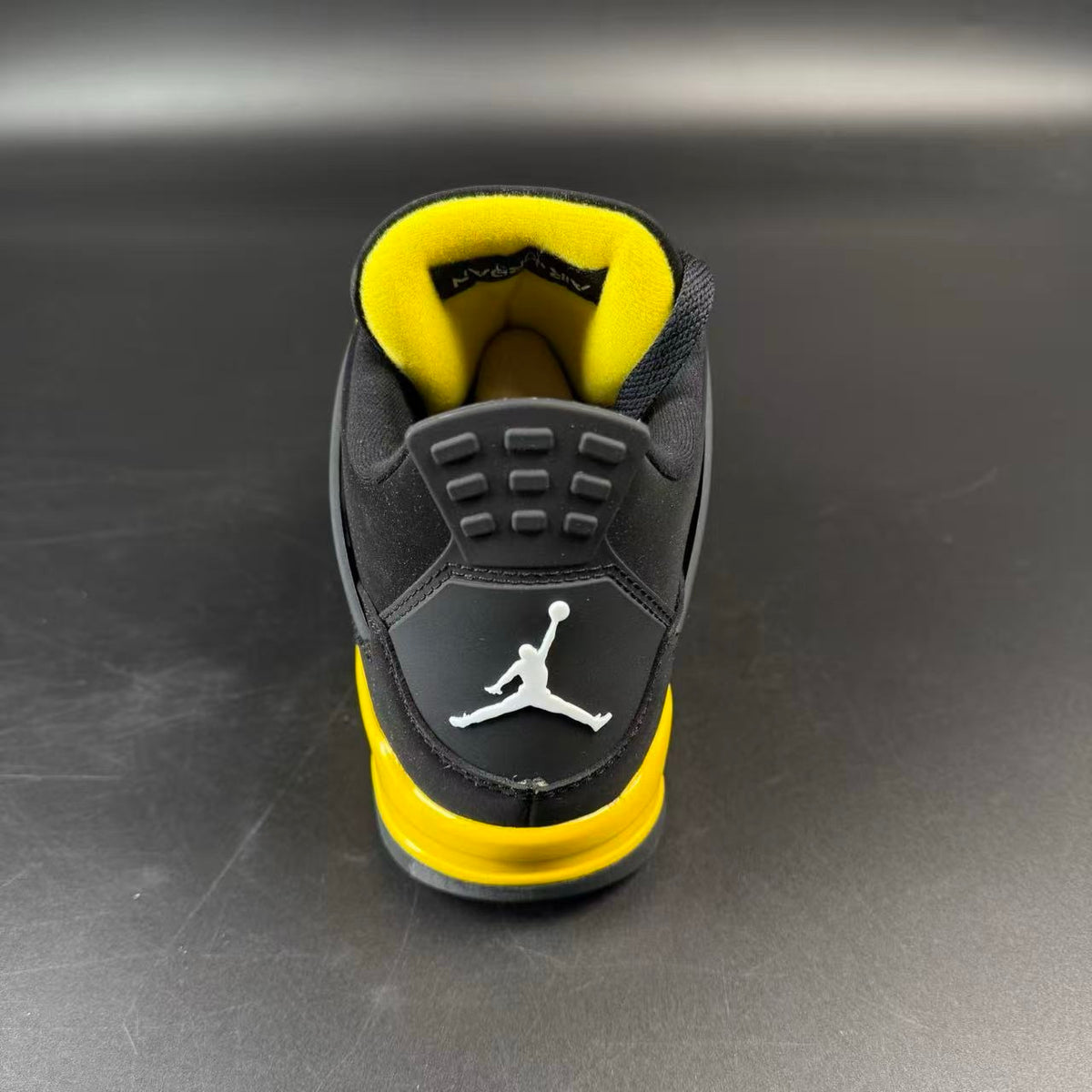 J4 RETRO THUNDER