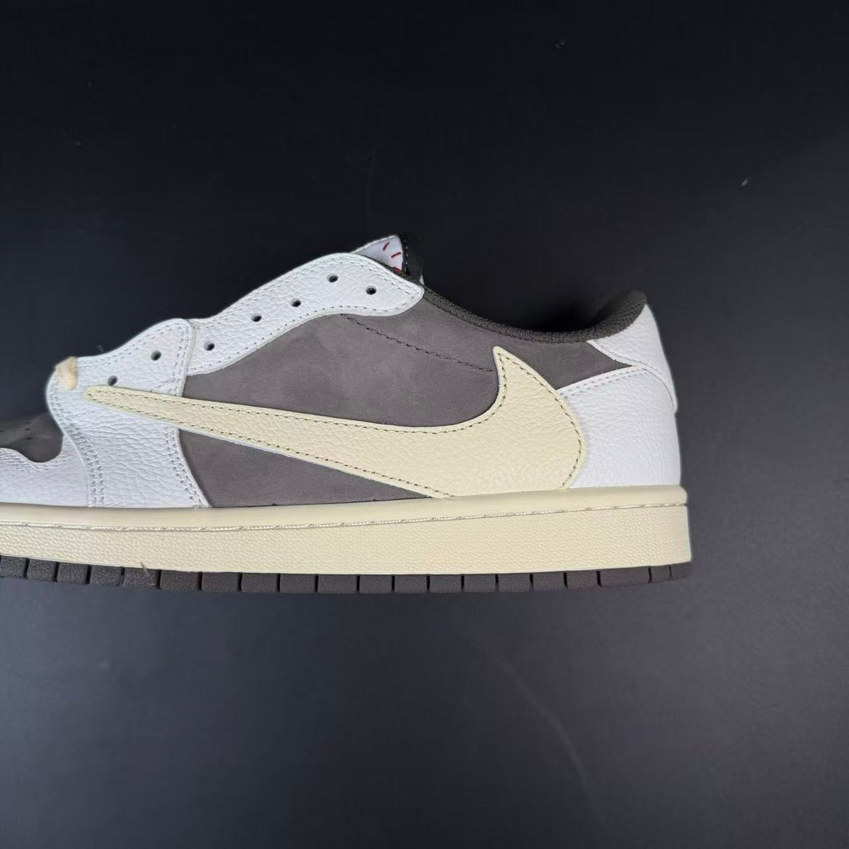 J1 REVERSE MOCHA