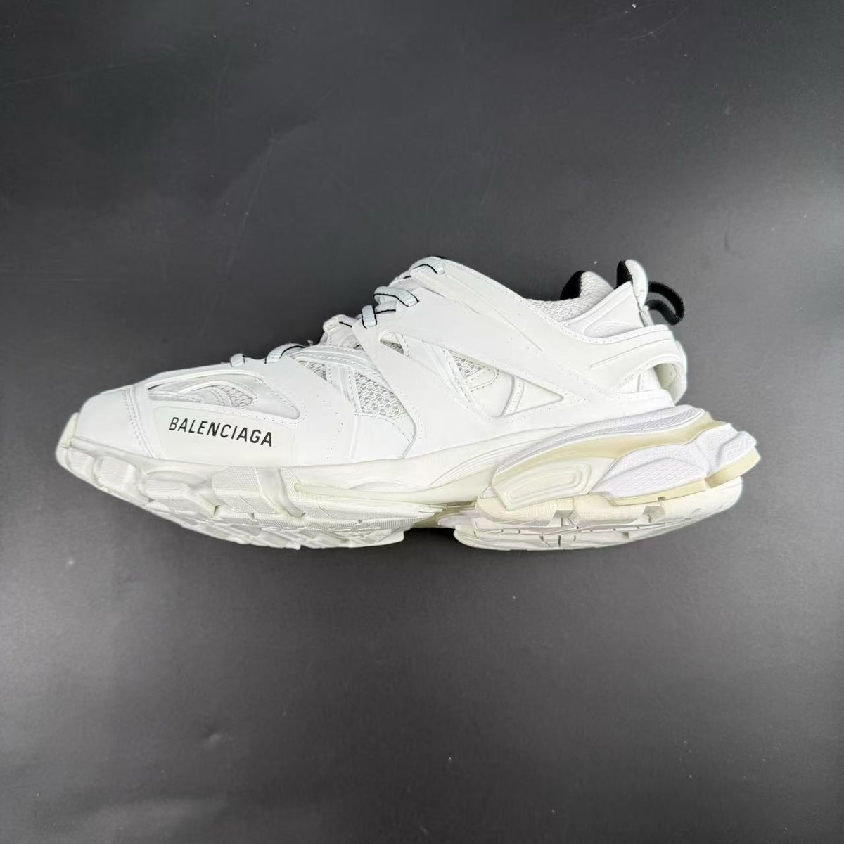 Track White