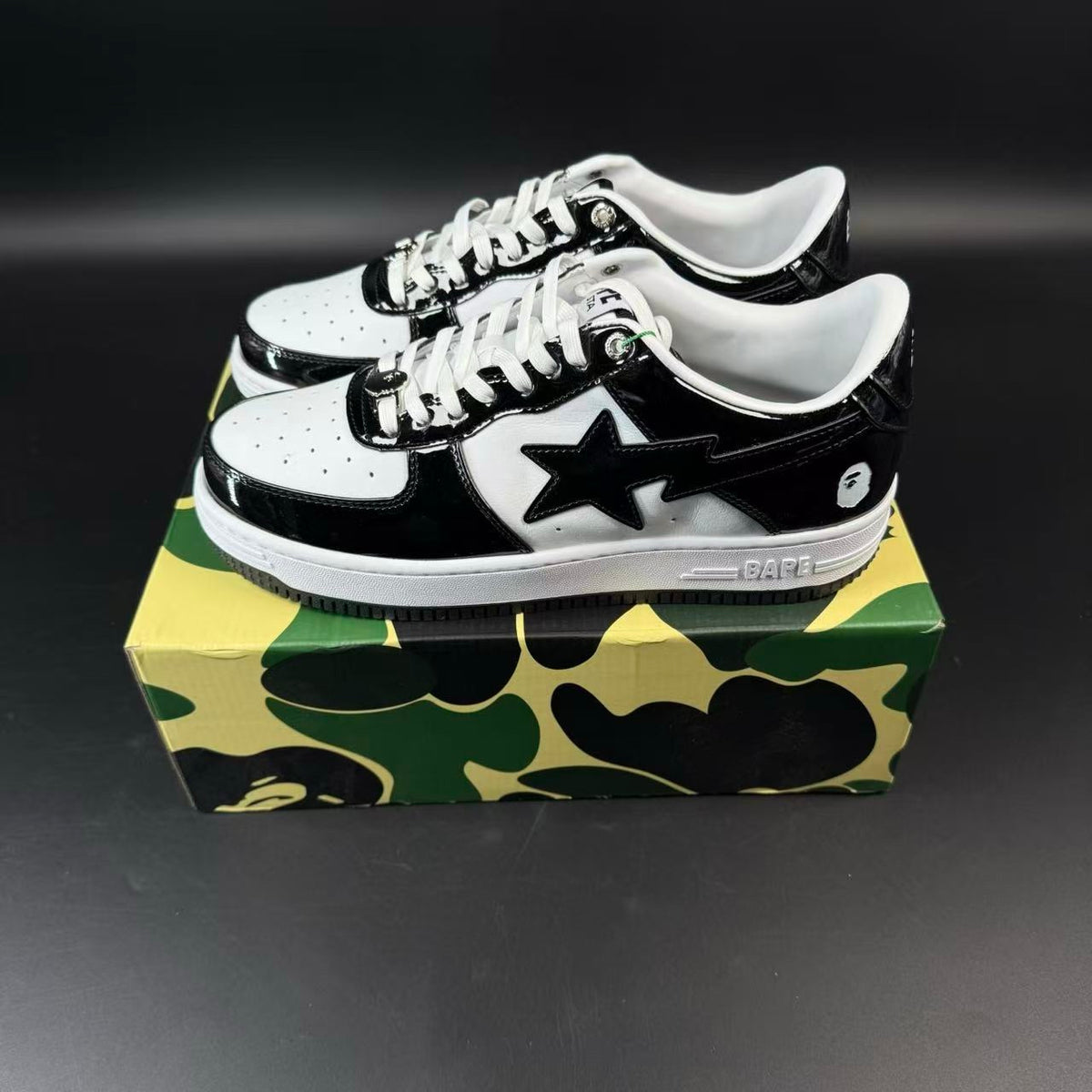 BAPE – BLACK