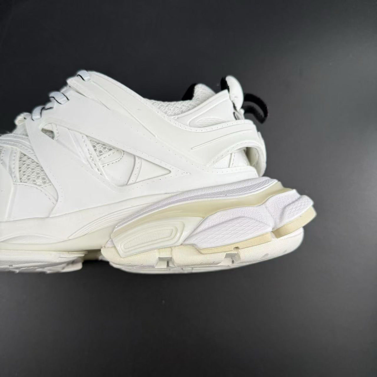 Track White