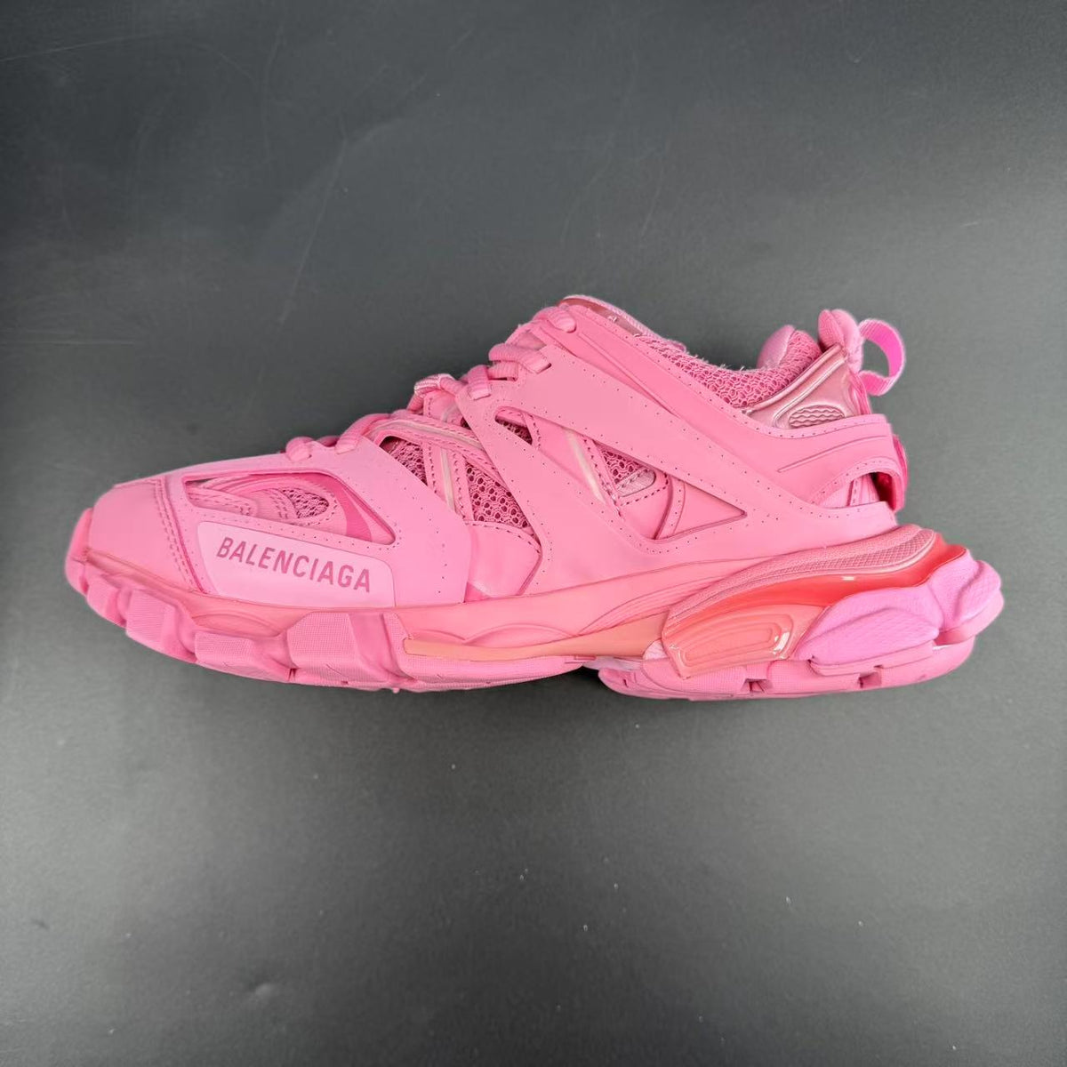Track Pink