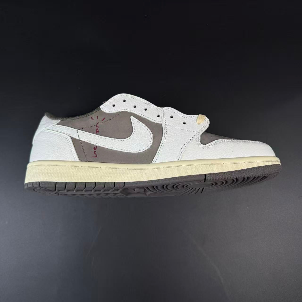 J1 REVERSE MOCHA