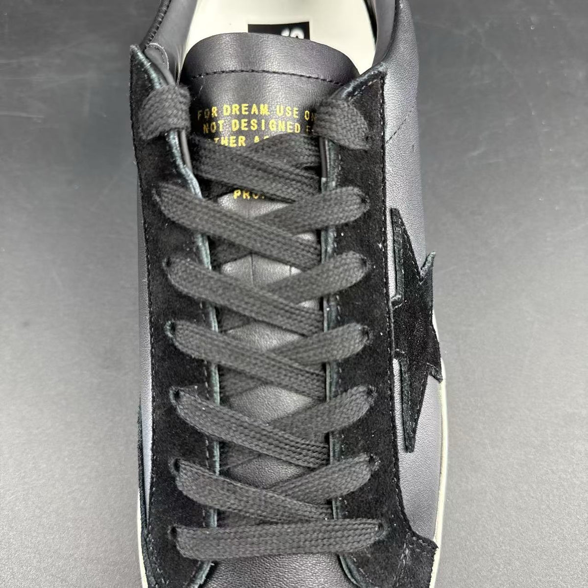 GOLDEN GOOSE – SIZE 44