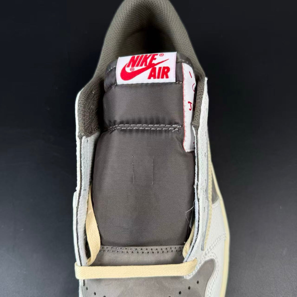 J1 REVERSE MOCHA