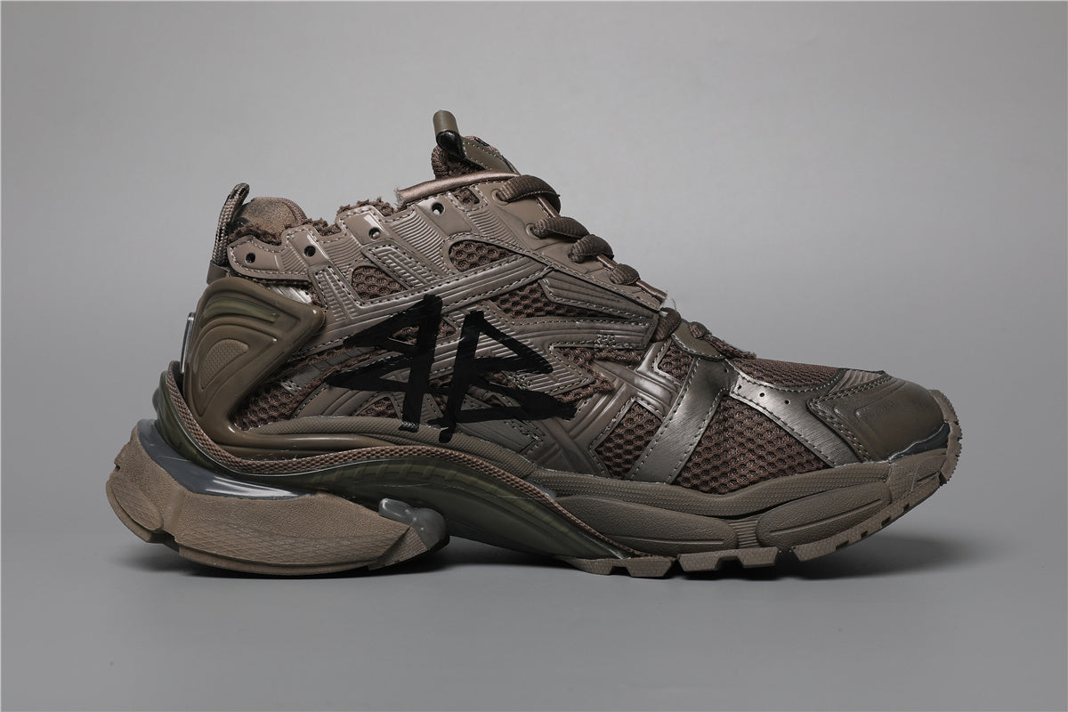 Balenciaga Runner Sneakers Dark Taupe Graffiti – Uomo Donna | Taglie 35–46