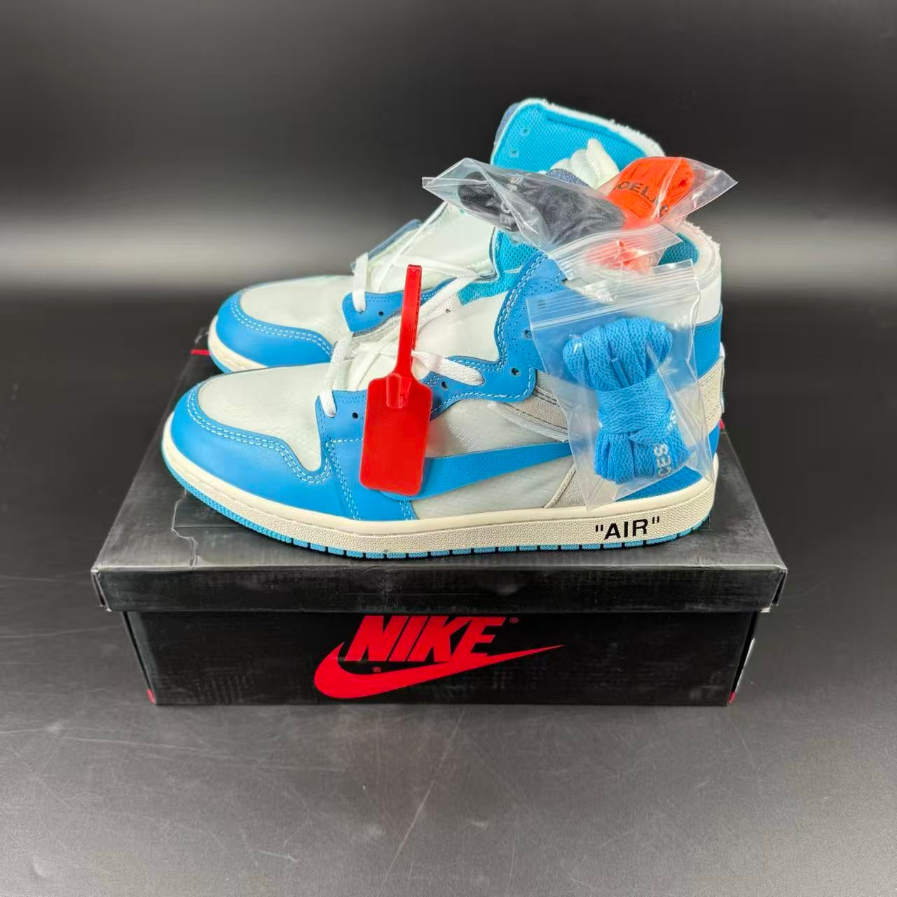 J1 RETRO HIGH OFF-W. UNIVERSITY BLUE
