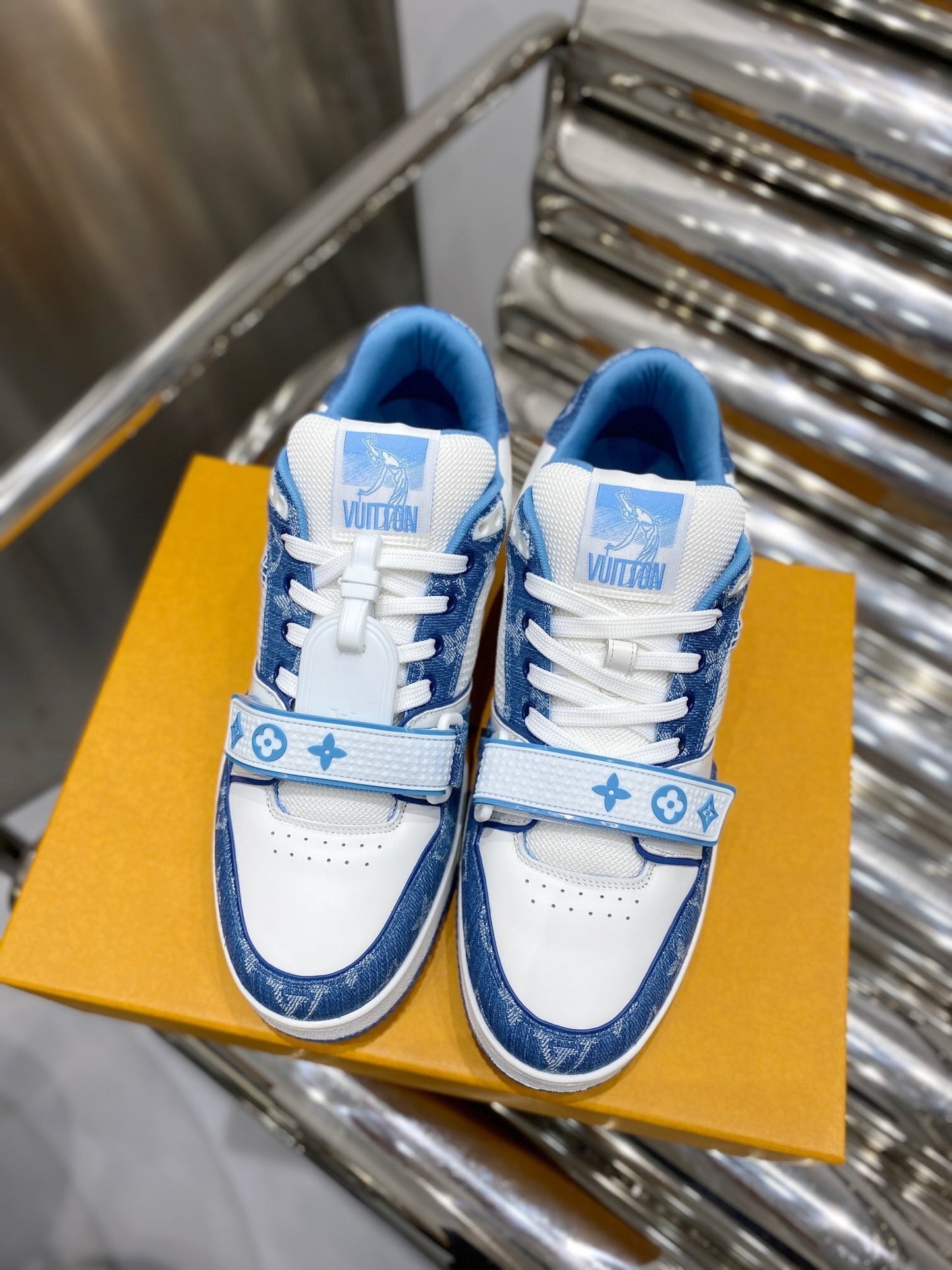 Louis Vuitton Trainer Sneakers – Tutte le Colorazioni