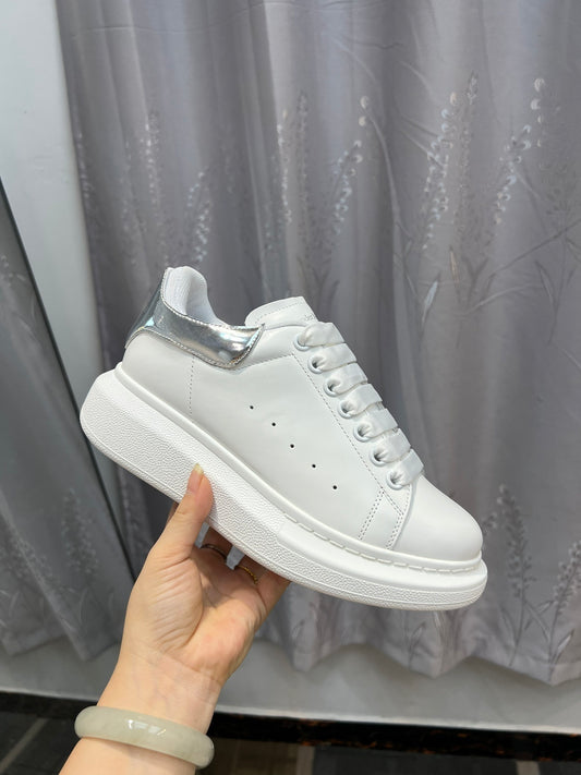 Alexander McQueen Oversized Sneakers White Silver – Uomo Donna | Taglie 34–45