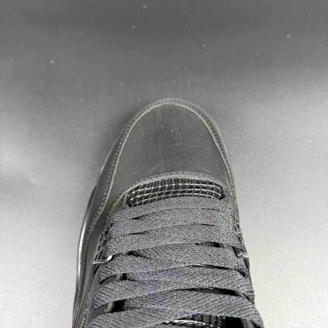 J4 RETRO BLACK CAT