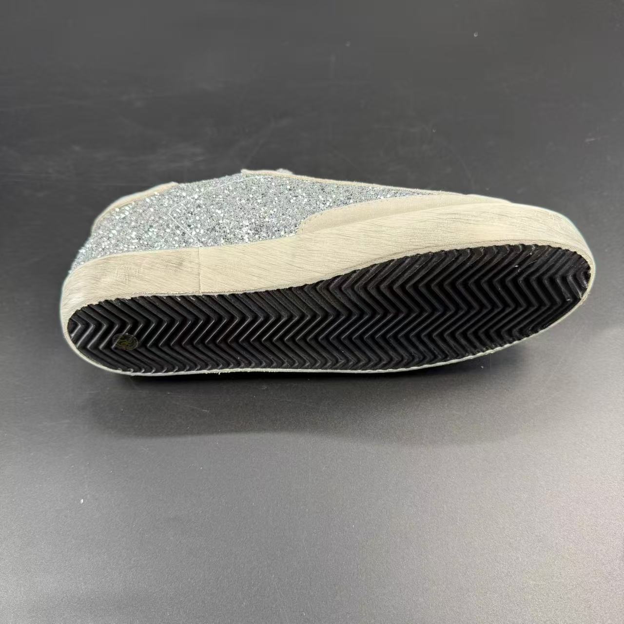 GOLDEN GOOSE IN GLITTER ARGENTO