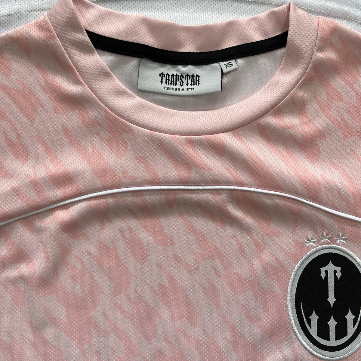FOOTBALL T-SHIRTS – DUSTY PINK