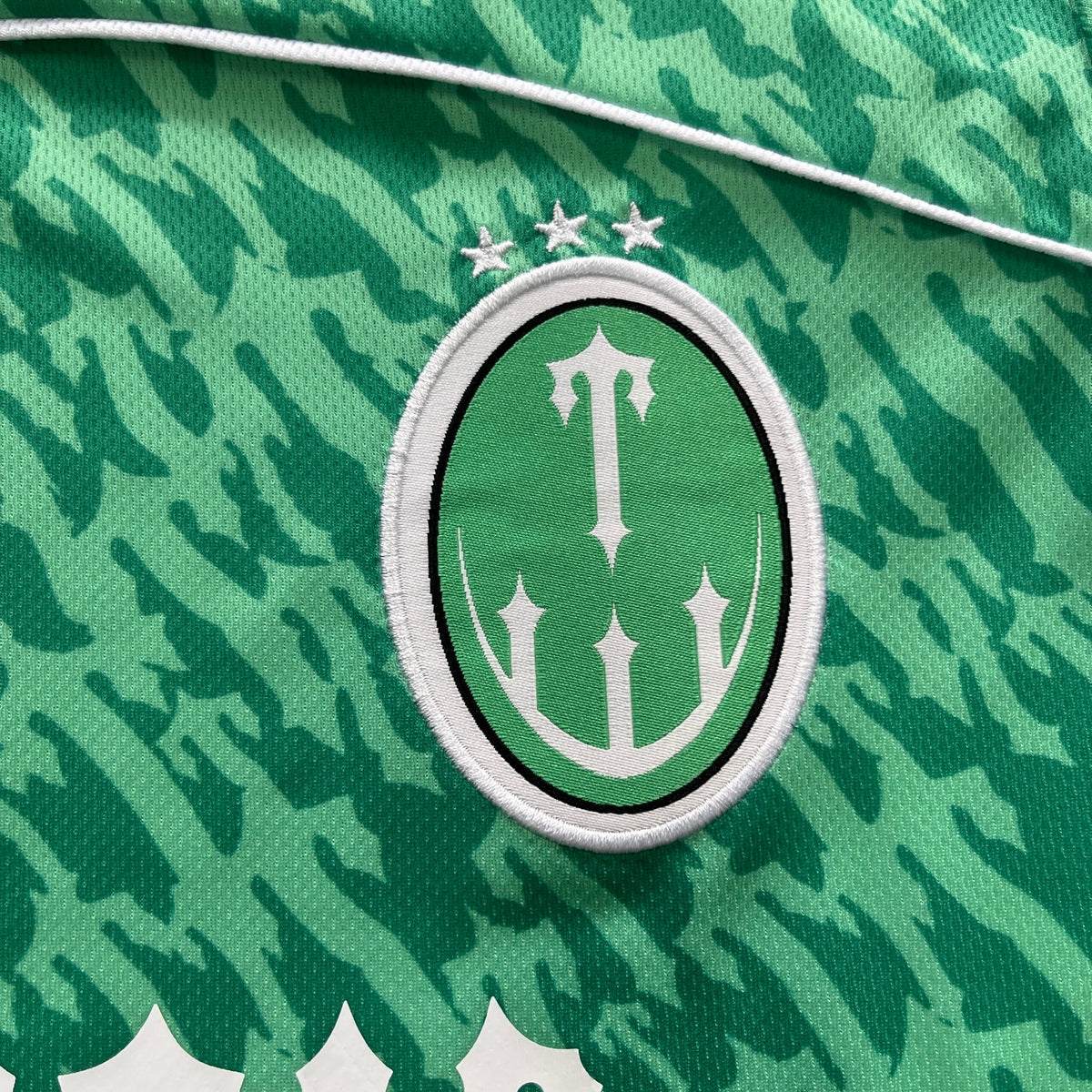 FOOTBALL T-SHIRT