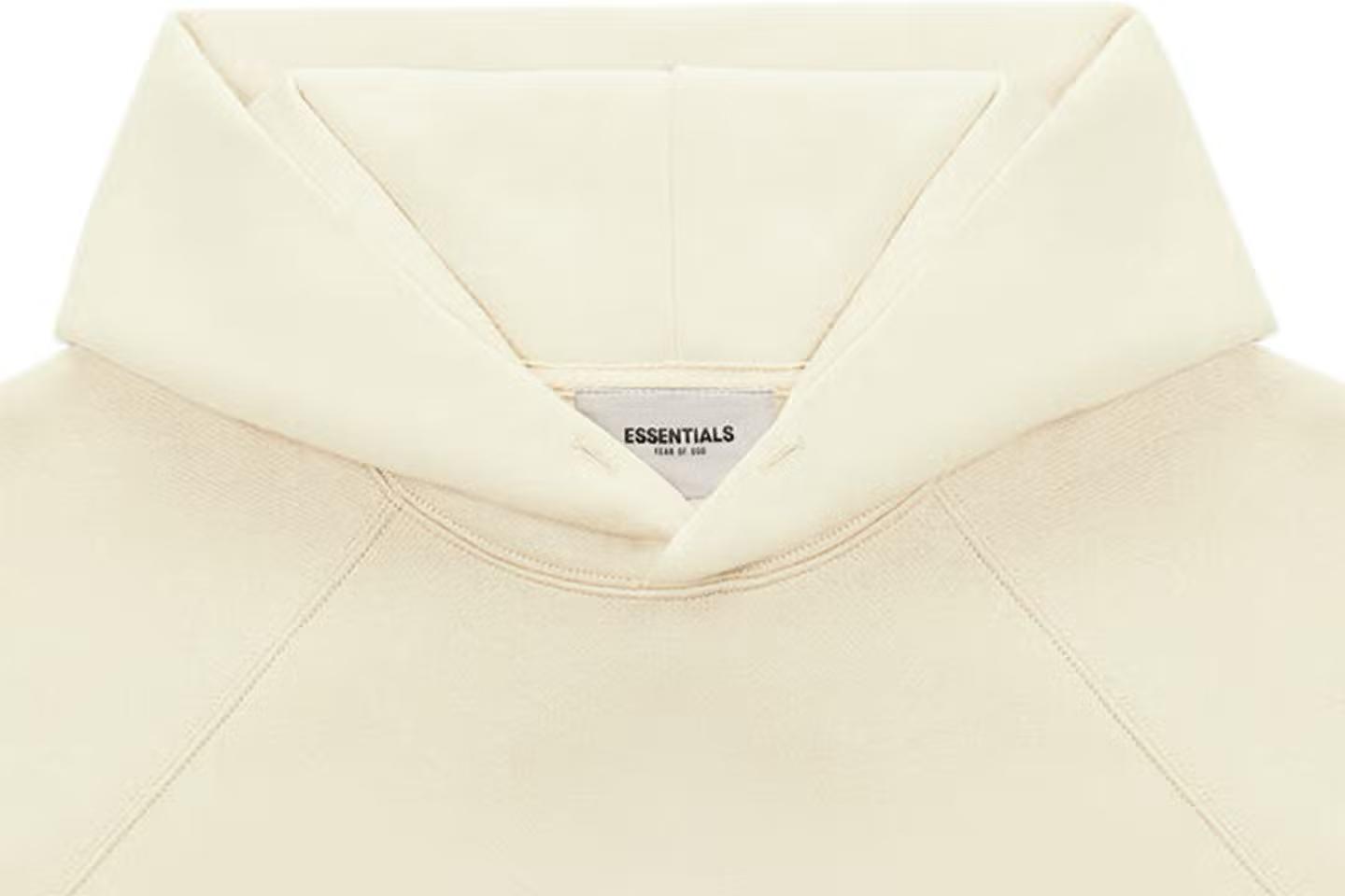 HOODIE – ESSENTIAL