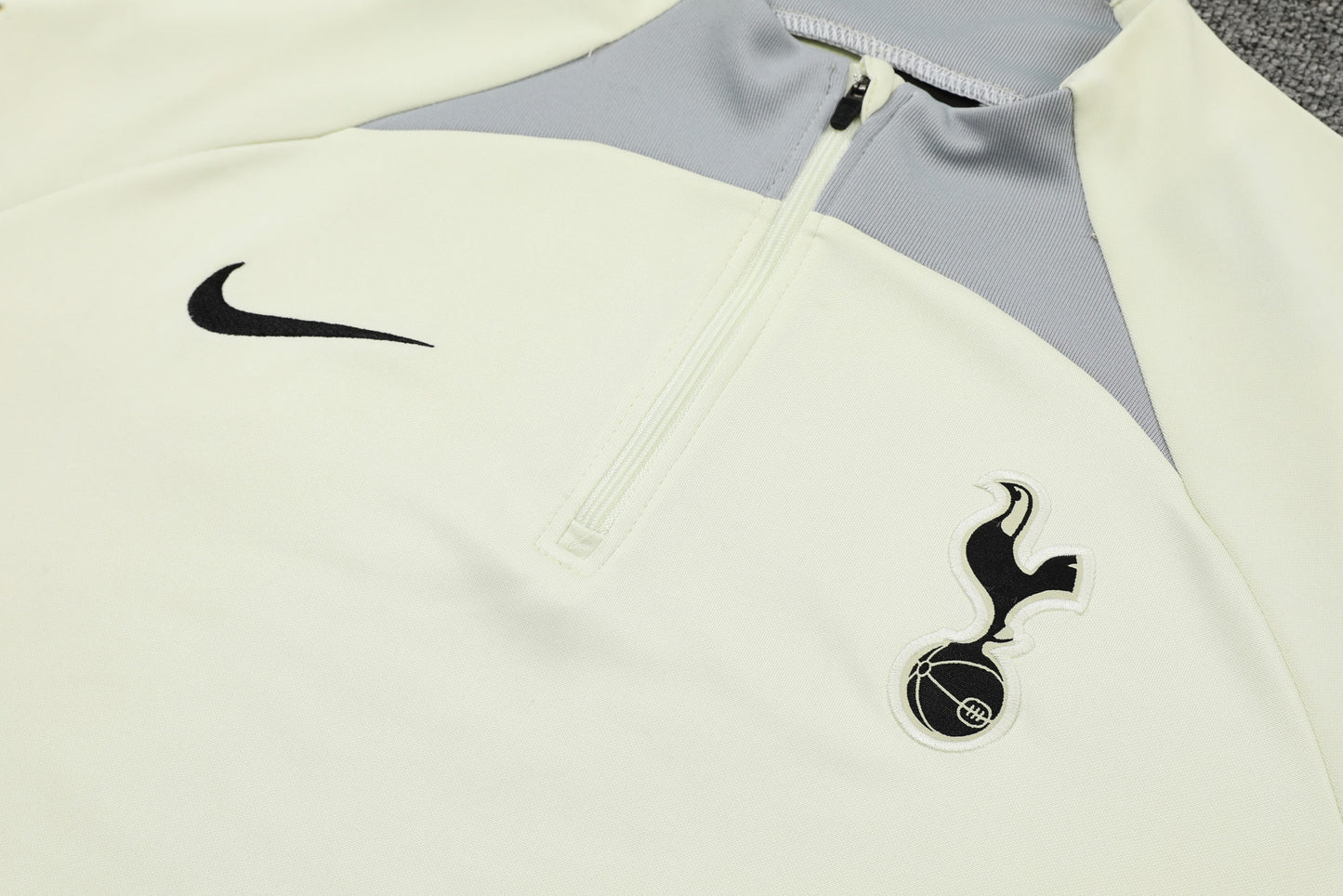 LIVERPOOL TRACKSUIT