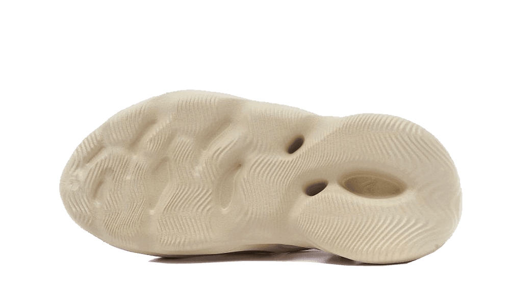 YEEZY FOAM RNNR SAND