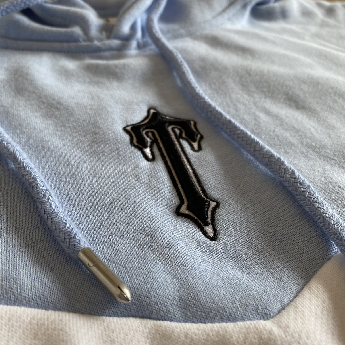 V-STRIPE HOODED TRACKSUIT