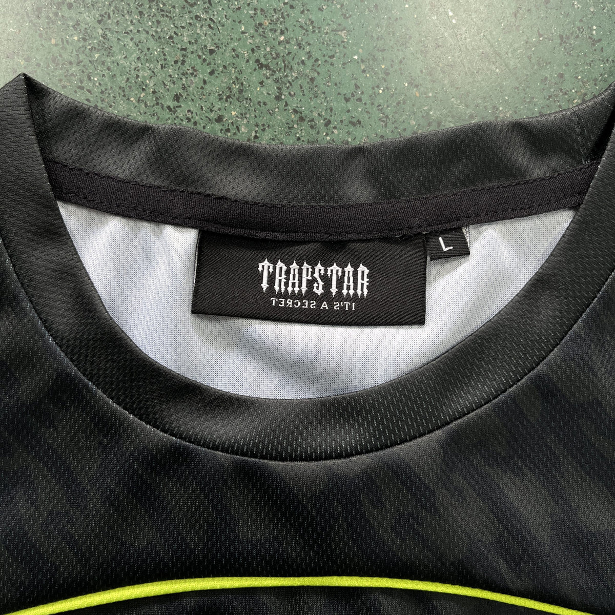 T-SHIRT FOOTBALL JERSEY-BLACK-LIME