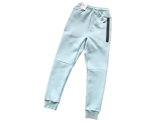 NK TECH FLEECE – LIGHT BLUE (completa)