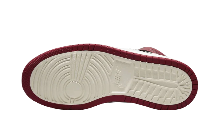 J1 RETRO HIGH BREVETTO ZOOM CMFT RED