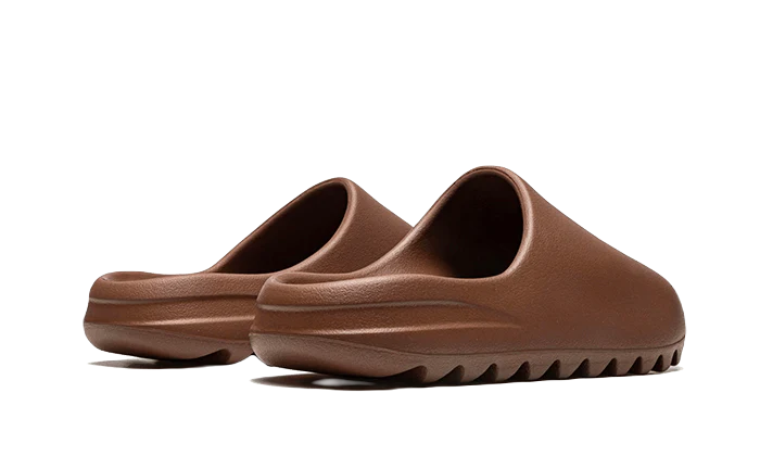 YEEZY SLIDE CORE