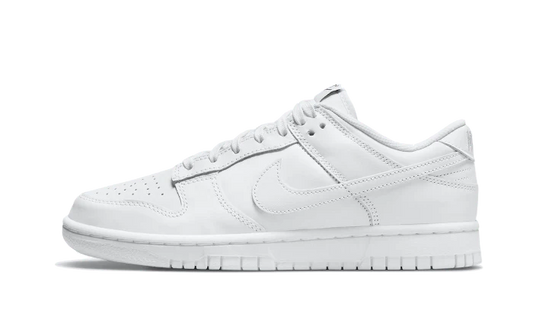 DUNK LOW TRIPLE WHITE