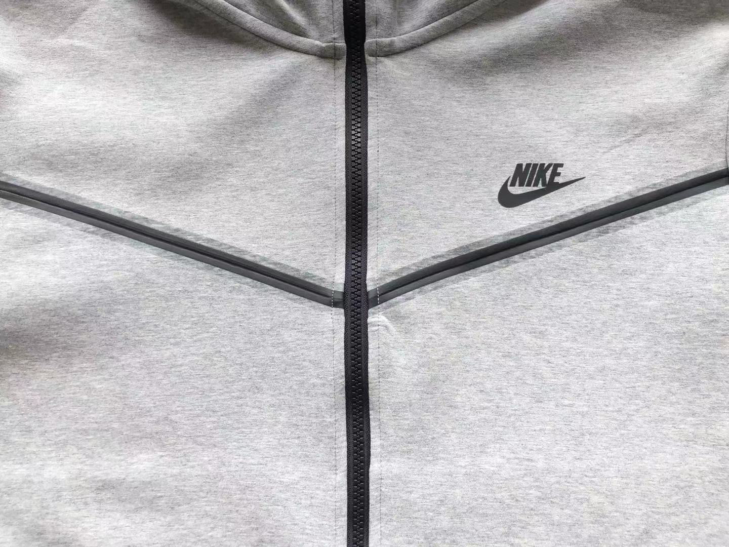 NK TECH FLEECE – GREY (completa)