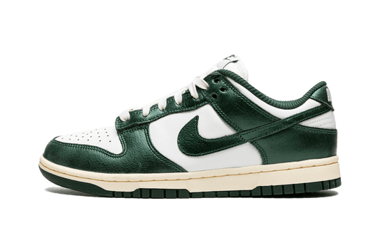 DUNK LOW VINTAGE GREEN