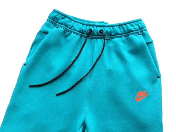 TECH SHORTS – LIGHT BLUE