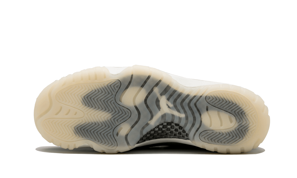 J11 RETRO PREM PINNACLE