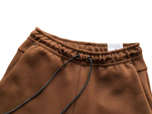 TECH SHORTS – BROWN