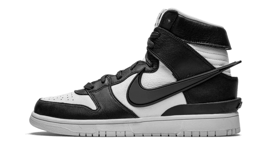 DUNK HIGH AMBUSH BLACK WHITE