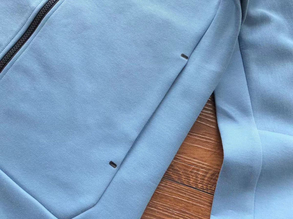 NK TECH FLEECE – HEAVENLY (completa)